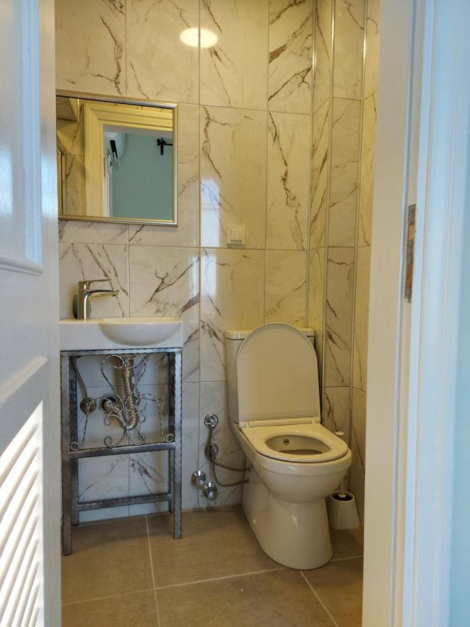 Eolos House Cunda ไอวาลิค ภายนอก รูปภาพ