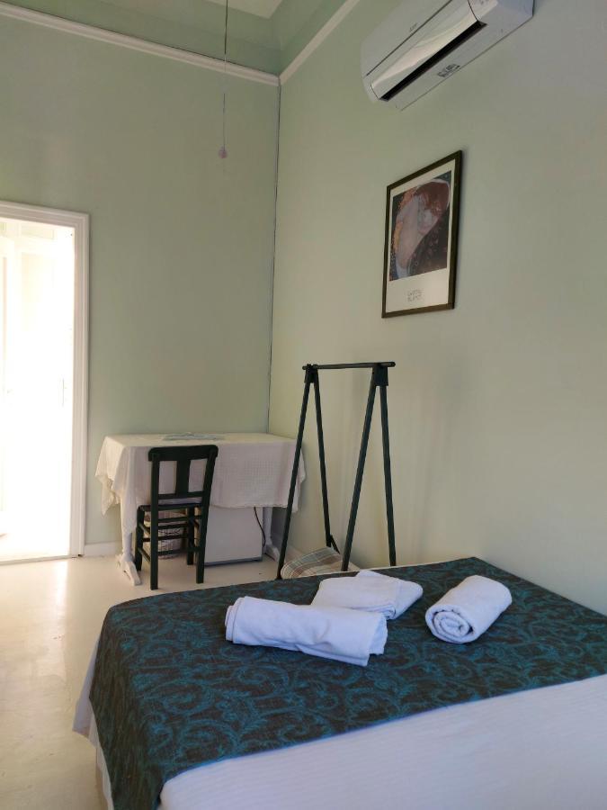 Eolos House Cunda ไอวาลิค ภายนอก รูปภาพ