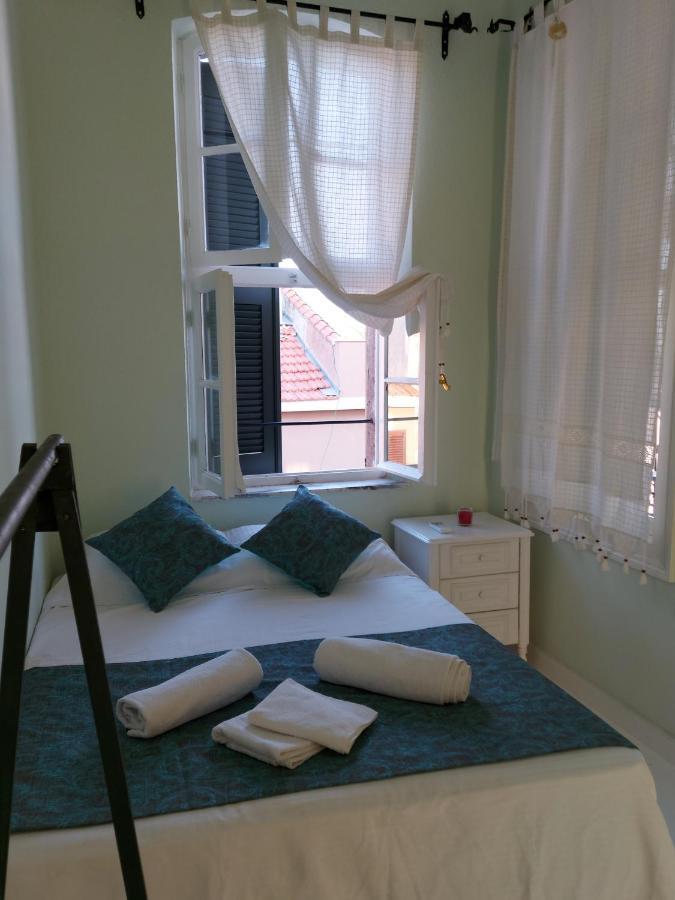Eolos House Cunda ไอวาลิค ภายนอก รูปภาพ