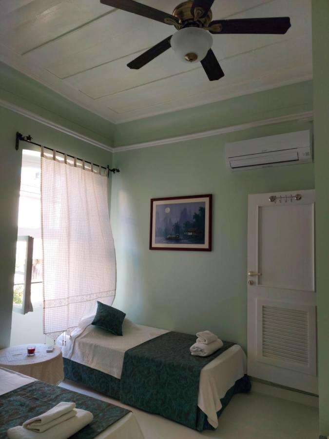 Eolos House Cunda ไอวาลิค ภายนอก รูปภาพ