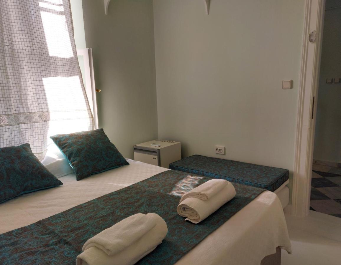 Eolos House Cunda ไอวาลิค ภายนอก รูปภาพ