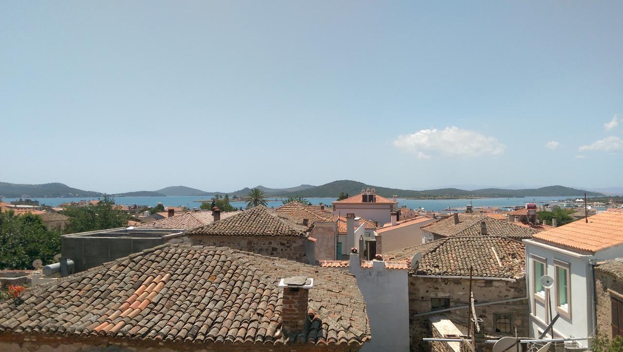 Eolos House Cunda ไอวาลิค ภายนอก รูปภาพ